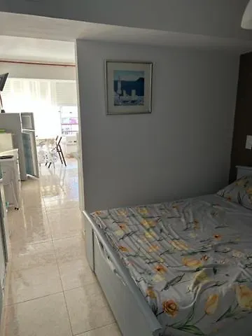 Apartment Le Studio Rosasien - Illa De Rosas Spain